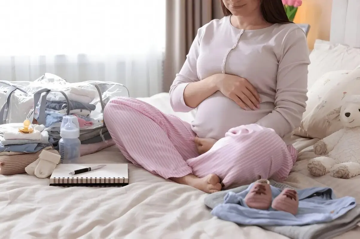 لیست سیسمونی برای بچه دوم؛ چه وسایلی را نگه داریم و چه چیزهایی را باید نو بخریم؟