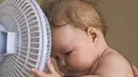 تفاوت گرمازدگی و تب در کودکان؛ از کجا بفهمیم کودک تب دارد یا گرمازده شده؟
