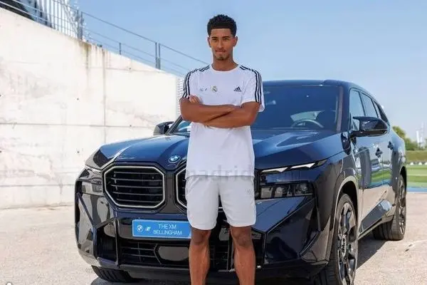 ویژگی فوق العاده اتومبیل این فوتبالیست چیست؟ (عکس)