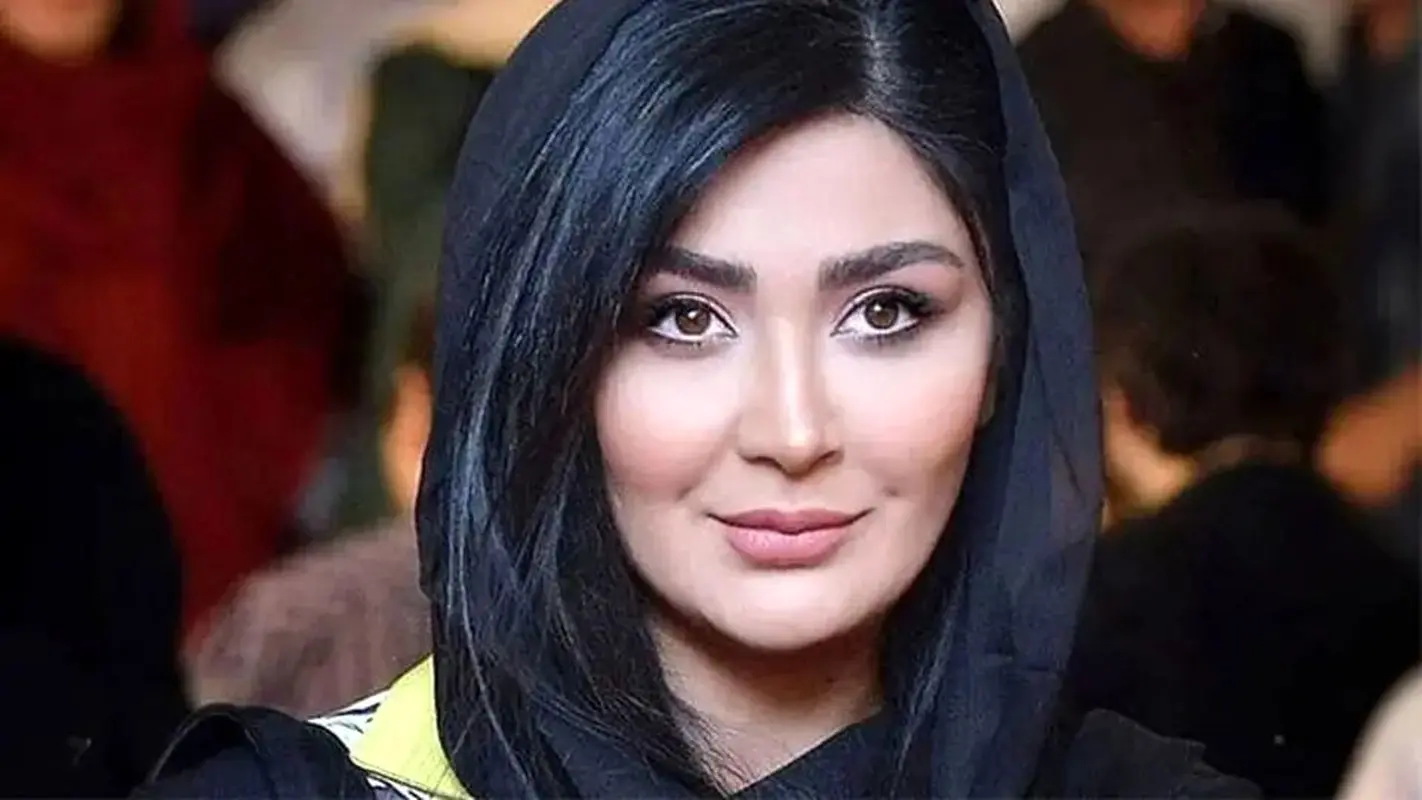 عکس شوکه کننده از مریم معصومی در جمع افراد خاص / خوش به سعادتت خانم بازیگر !