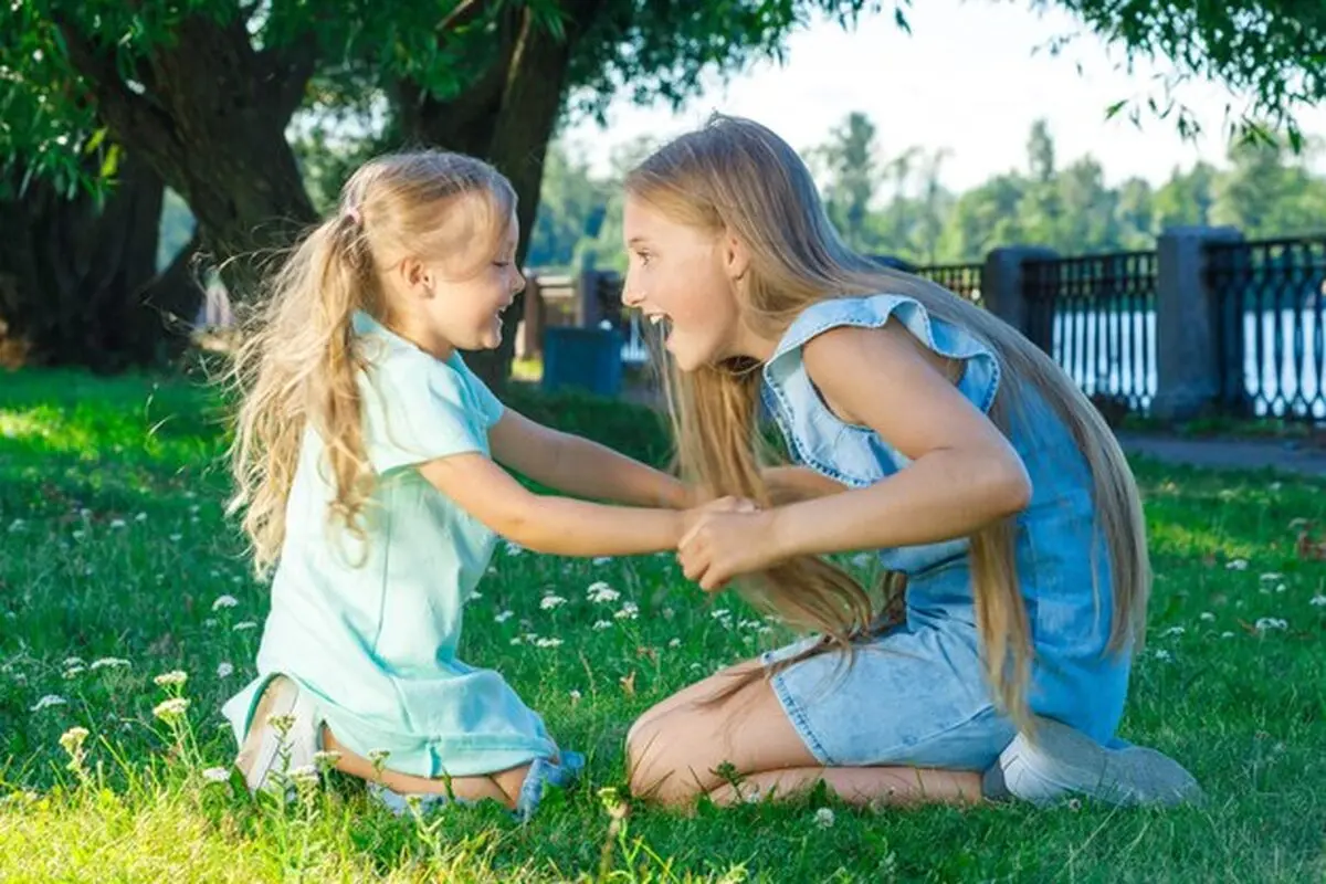 دو دختر داشته باشیم بهتر است یا دو پسر؟ 