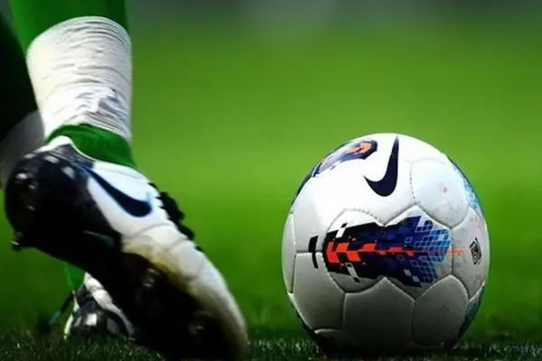 باورنکردنی؛ فوتبالیست معروف هنوز قبلی رو طلاق نداده خواستگاری نفر بعدی رفت!