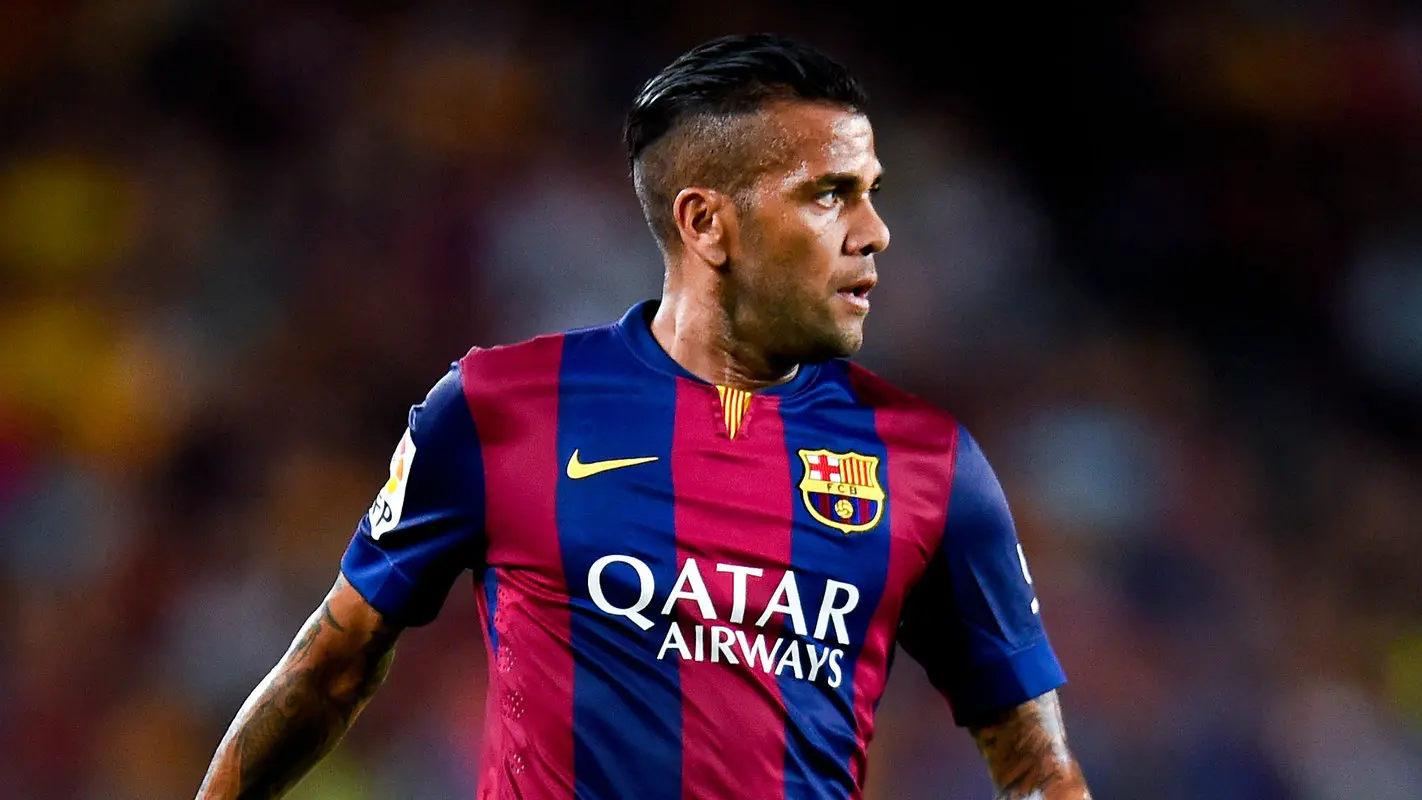 اتهامی که این فوتبالیست را بیچاره کرد / هم خانواده اش را از دست داد هم دوستانش