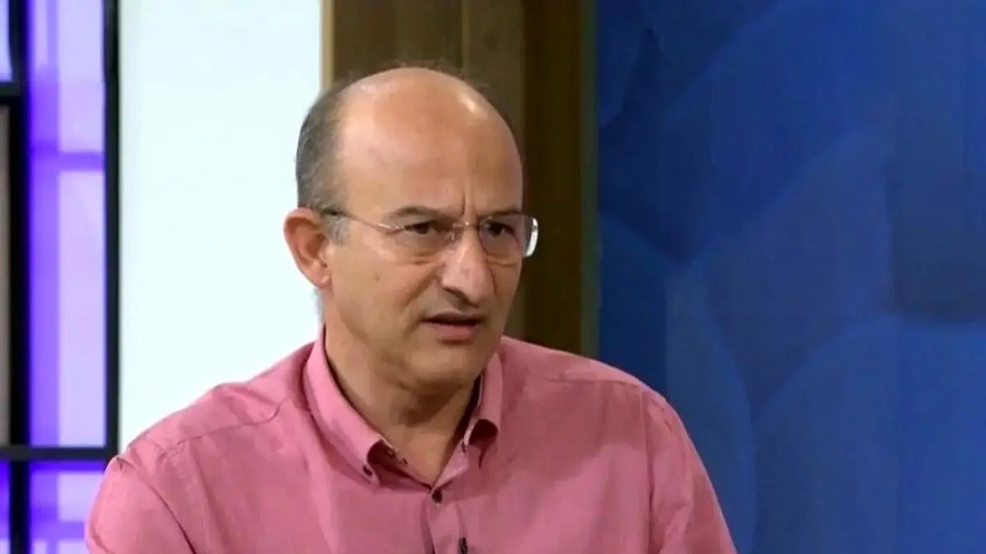 مترجم جنجالی به ادعاهای جنجالی پاسخ دوپهلو داد