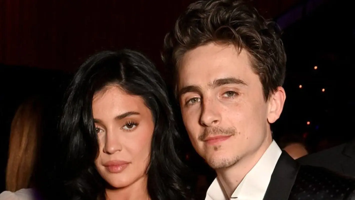 کایلی جنر و تیموتی شالامه با هم آشتی کردند و هماهنگ لباس پوشیدند! (عکس)