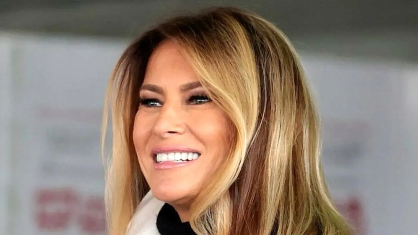 کت مخمل، خودنمایی جدید ملانیا ترامپ (عکس)