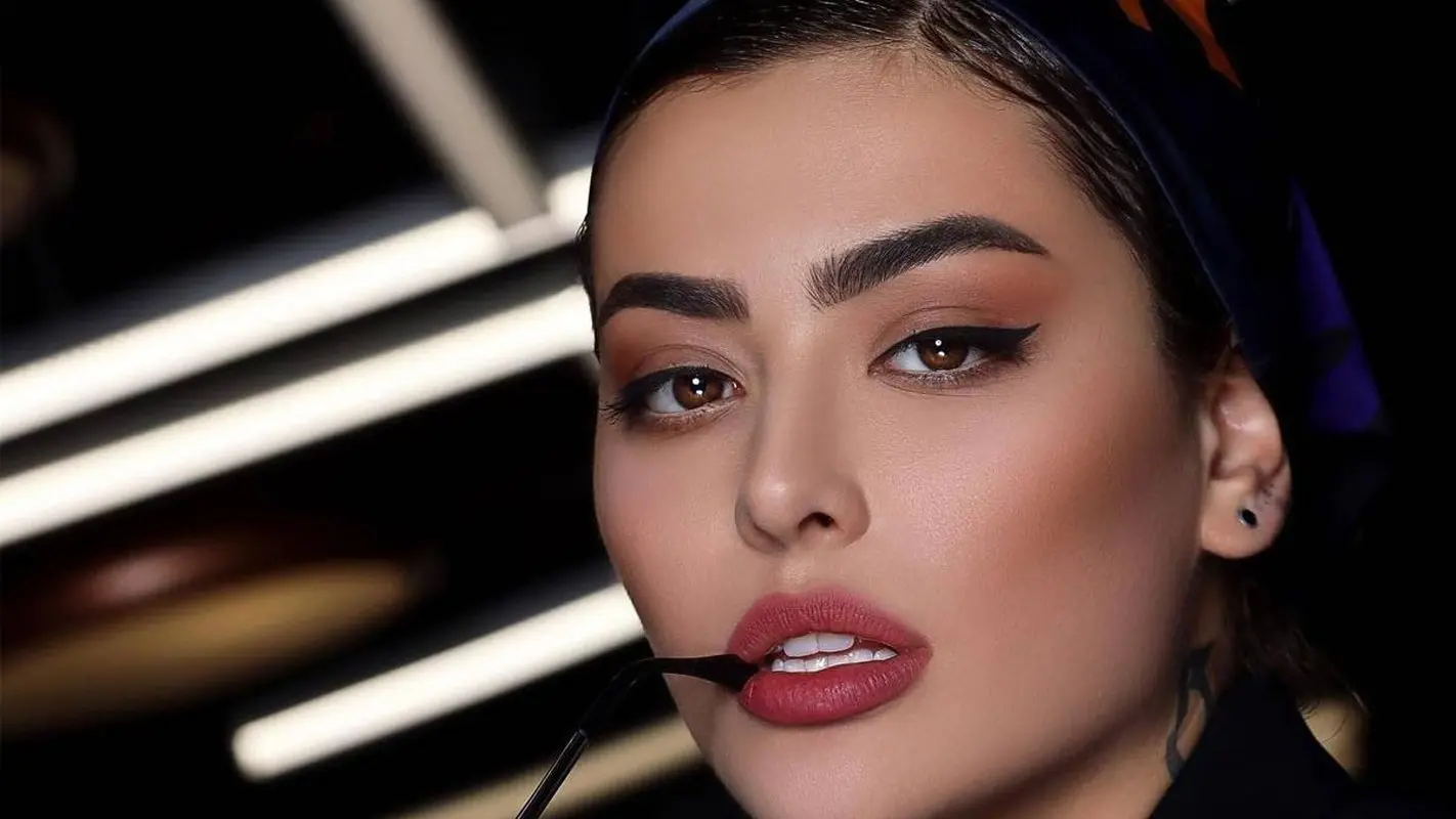 حواشی جدید ریحانه پارسا / مادرش را به فحش و ناسزا کشید + استوری