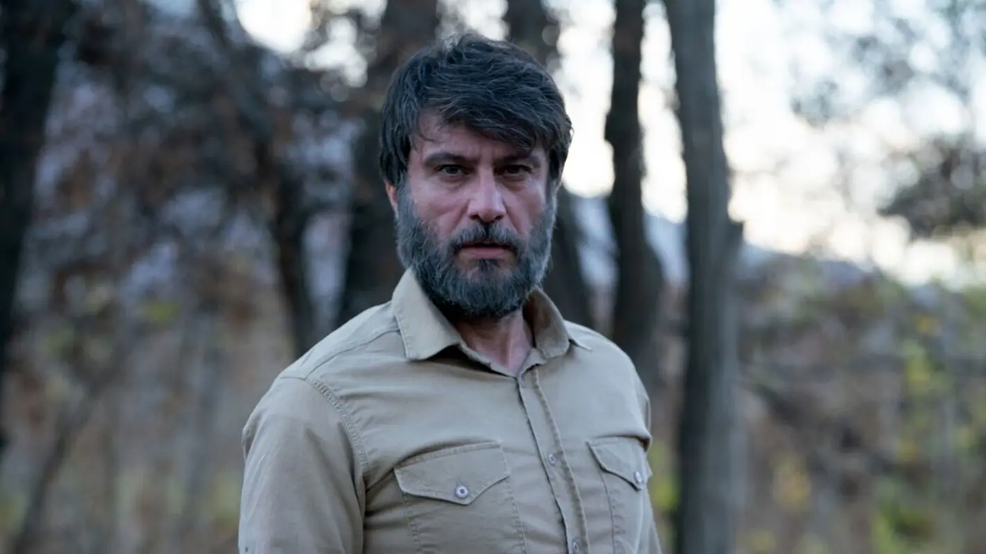 خط قرمز یا برتا؟ مروری بر نقش‌های بحث‌برانگیز شهرام حقیقت‌ دوست