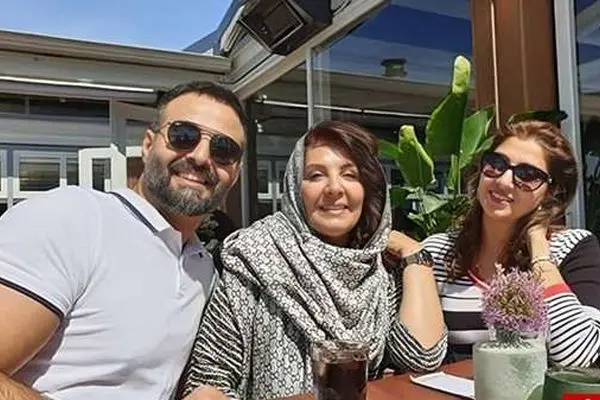 عکس زیرخاکی از عروسی زهره حمیدی / خدابیامرز مادر 4 فرزند بود !