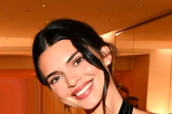 یک استایل زیبا و شیک از سوپرمدل محبوب دنیا (عکس) 