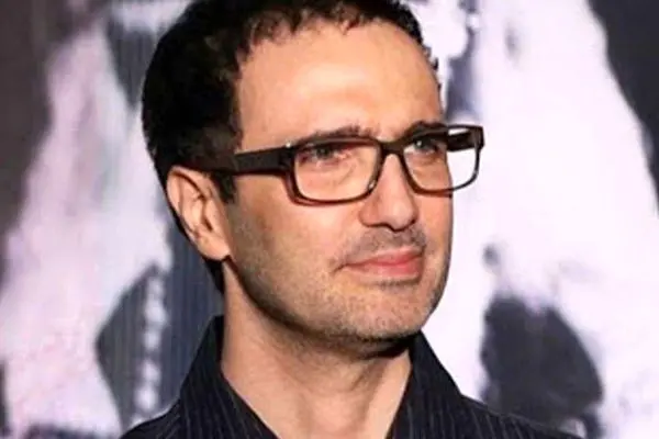 همسر زیبای محمدرضا فروتن لو رفت؛ تصاویر دیده نشده از عشق آقای بازیگر!