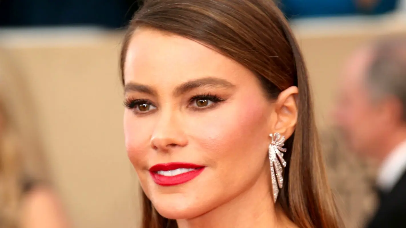 تفاوت فاحش چهره سوفیا وراگا در 18 و 52 سالگی! (عکس)