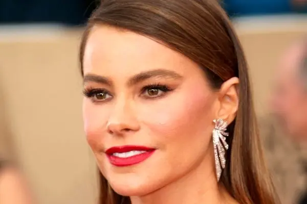 تفاوت فاحش چهره سوفیا وراگا در 18 و 52 سالگی! (عکس)