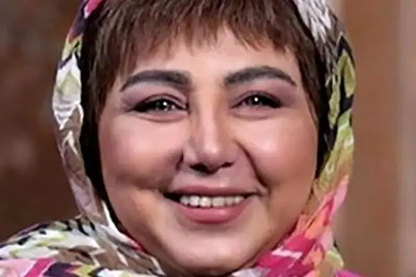 جلوه شگفت‌انگیز بهنوش بختیاری با تیپ یلدایی در برنامه شب یلدا