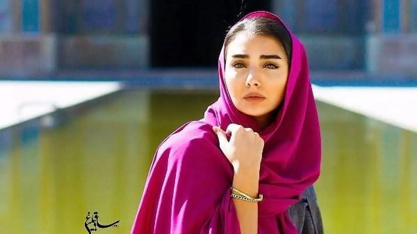 عروس چشم‌رنگی فاطمه گودرزی؛ رونمایی از پدر جذاب و جوان دریا مرادی دشت + عکس