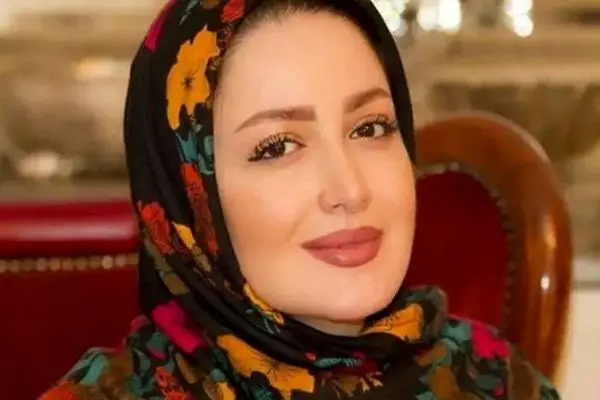 چهره عجیب شیلا خداداد با گریم دهه هفتادی در مراسم عروسی!