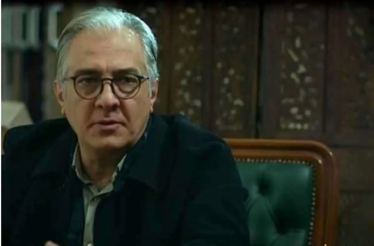 ایرج نوذری در کنار دخترانش دلناز و دلربا (عکس)