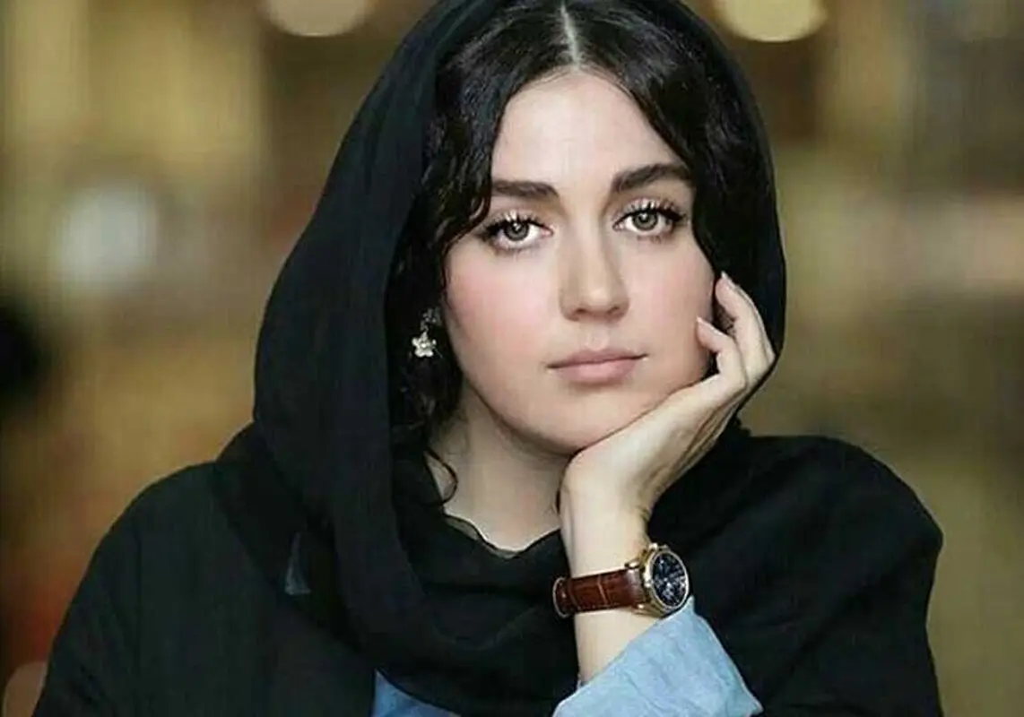 راز زیبایی و جوانی افسانه پاکرو در 41 سالگی + عکس