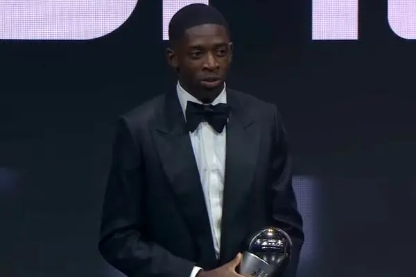 استایل عثمان دمبله در شبی که برترین بازیکن فوتبال جهان شد را ببینید (عکس)