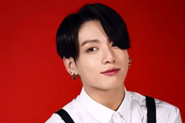 هنرپیشه دخترکشی که سفیر برند شنل شد (تصاویر)