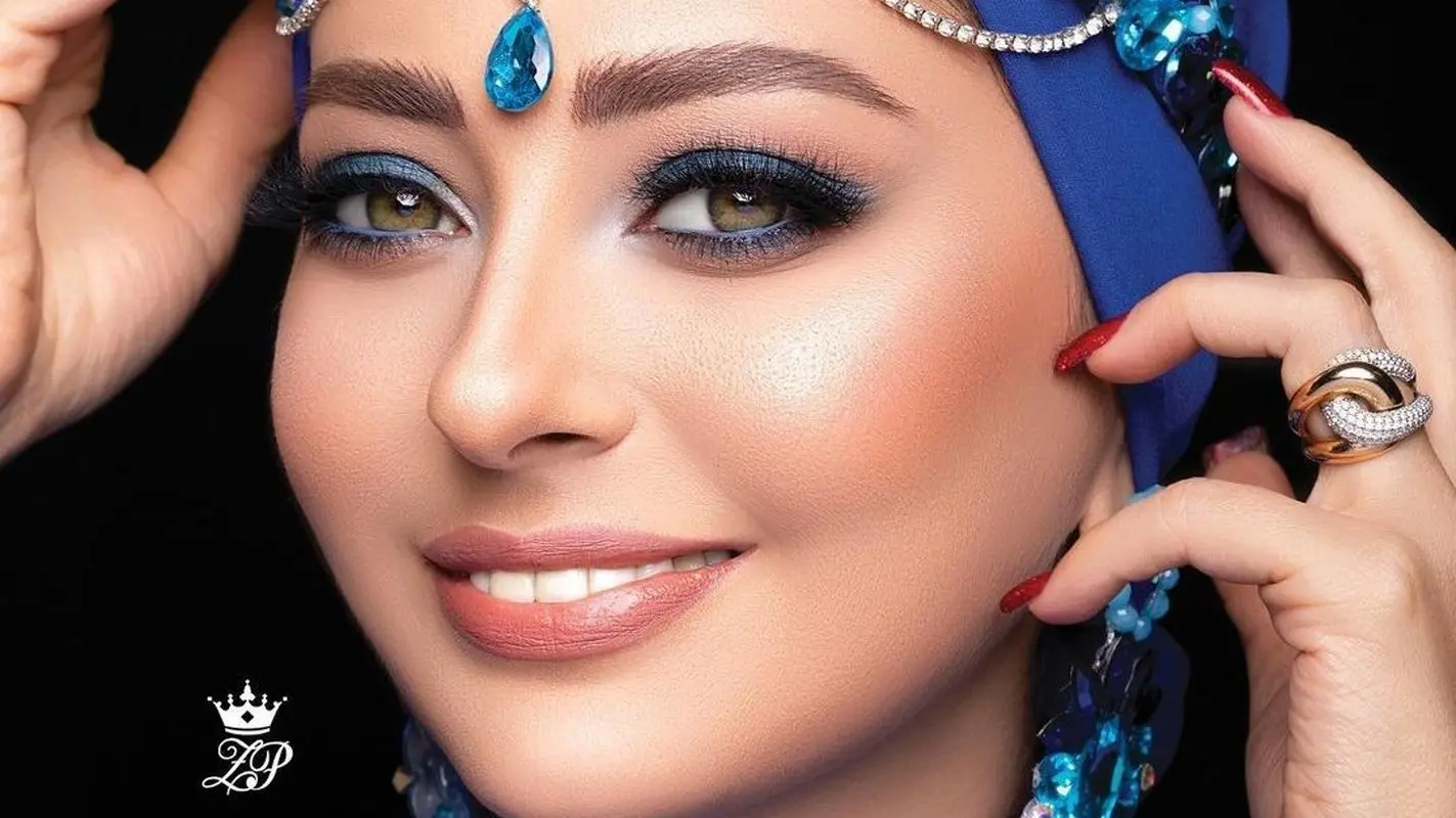 تصویری جنجالی از عمارت شیک نفیسه روشن! 