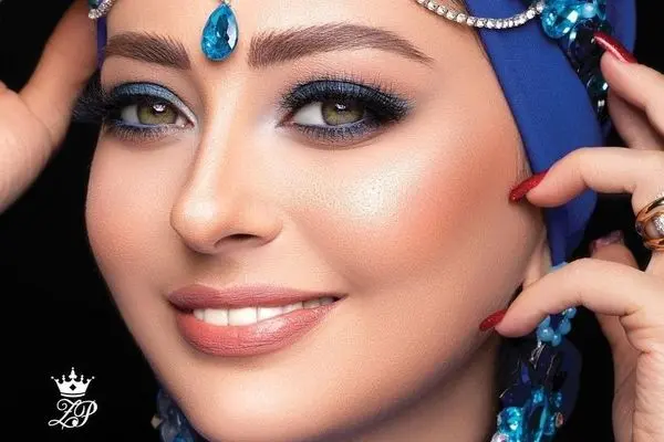 تصویری جنجالی از عمارت شیک نفیسه روشن! 