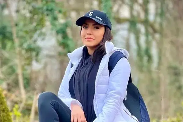 کوه‌های آلپ میزبان سیندرلای آوای باران؛ آزاده زارعی در لوکیشن هایدی!