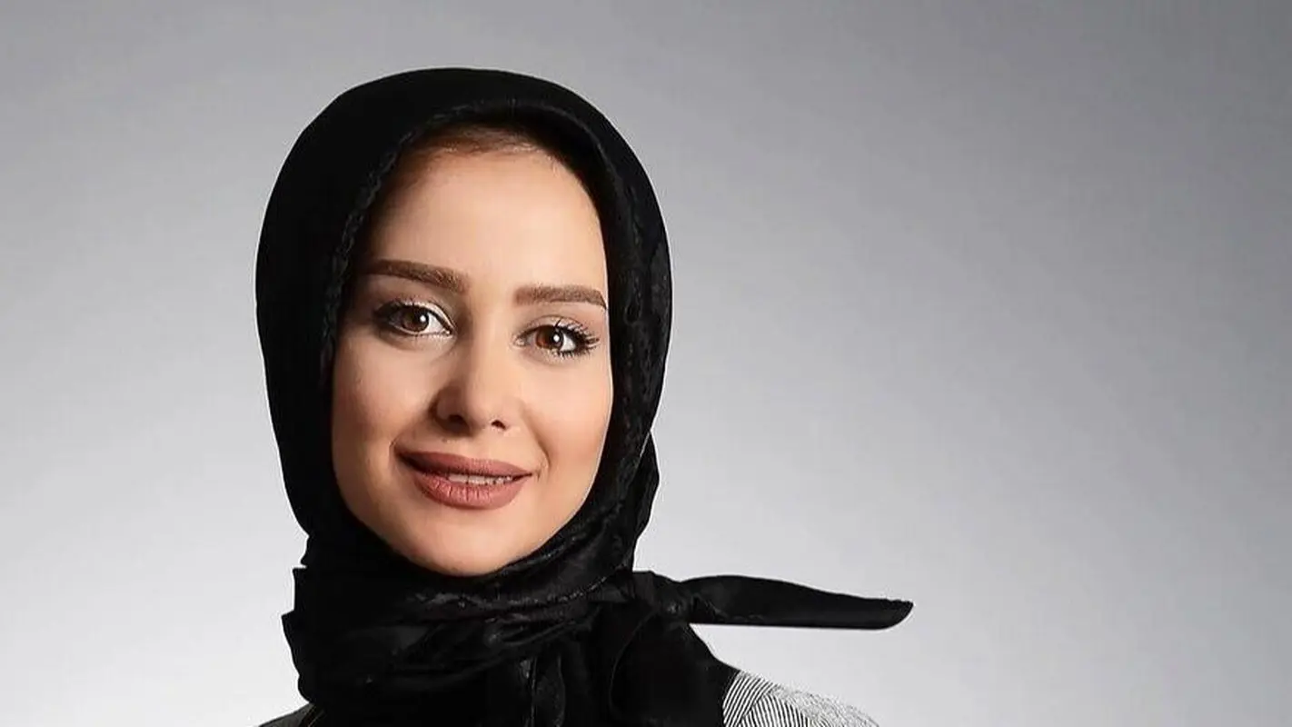 عکس عاشقانه الناز حبیبی و نفس بازغی؛ صمیمیتی شبیه خواهرها!