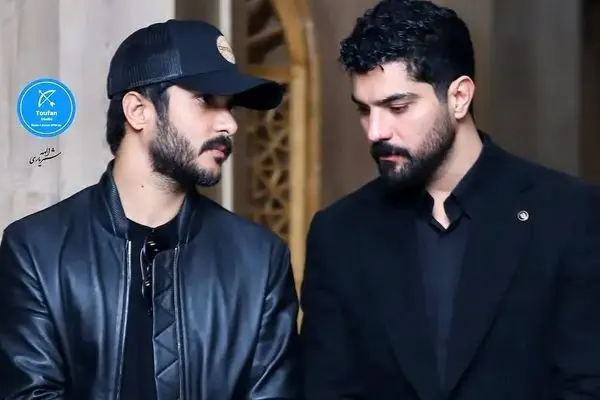 چهره‌های معروف در مراسم ختم مادربزرگ ساعد سهیلی و سینا مهراد + ویدیو احساسی