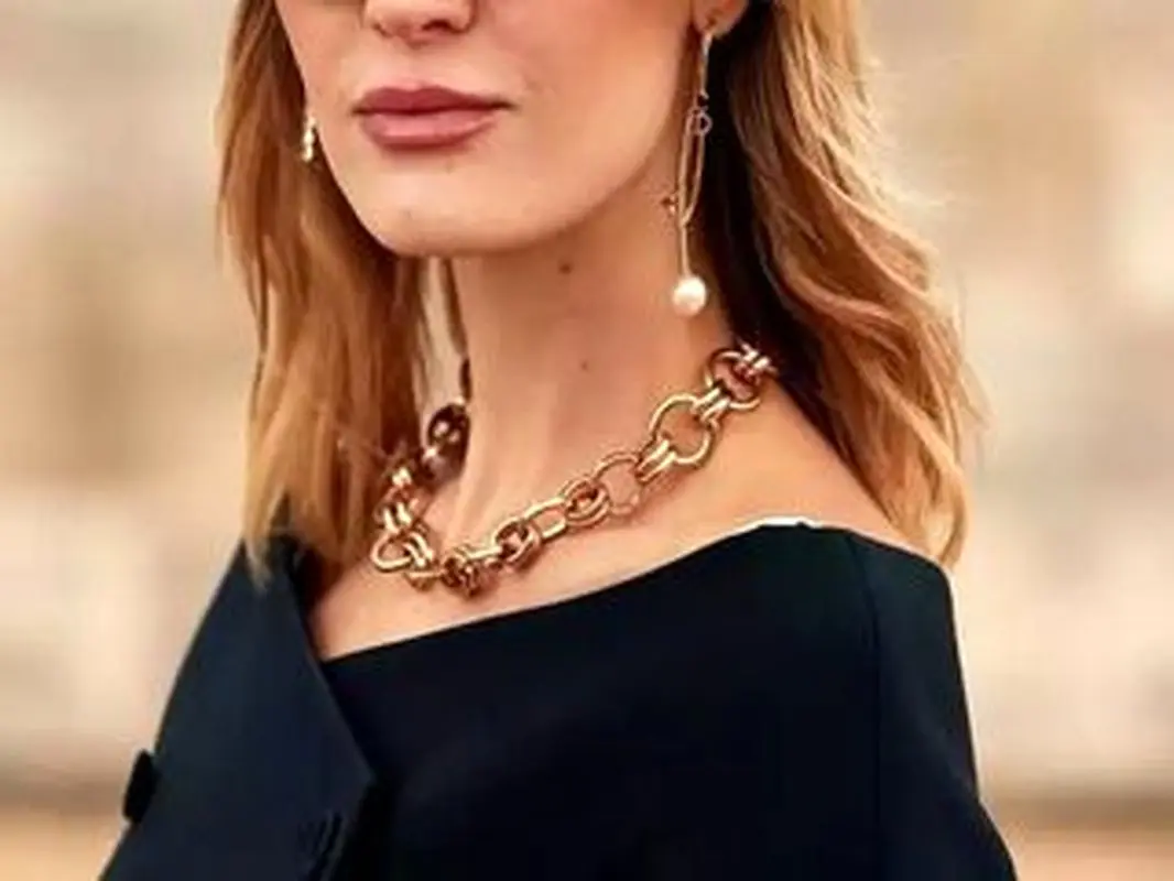 اصول ست کردن جواهرات با لباس /  گردنبند مناسب هر یقه کدام است؟