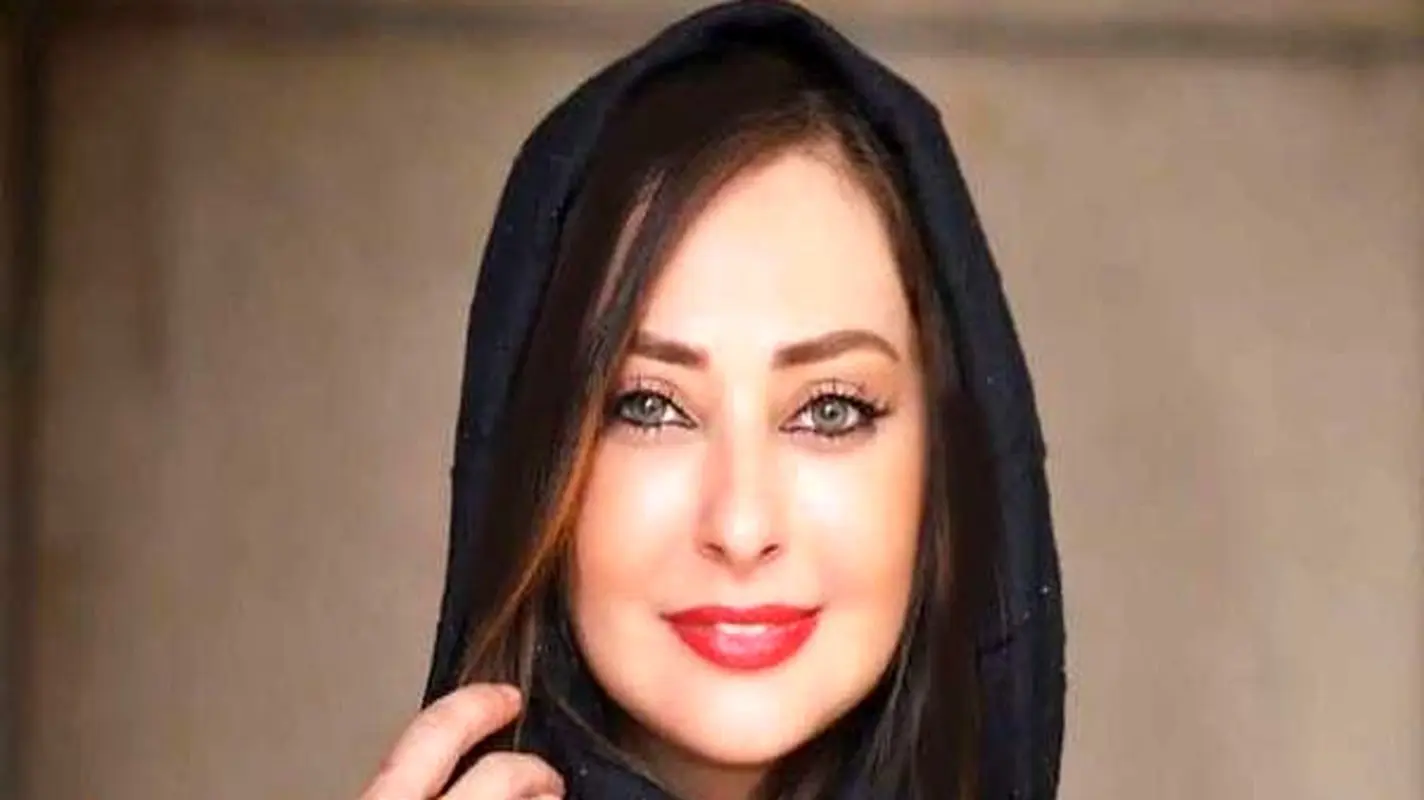 عکس هایی از مراسم عروسی برادر نفیسه روشن / میکاپ و لباس جنجالی خانم بازیگر در تالار !