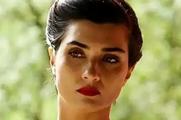 خانم بازیگری که برای زیبایی‌اش زندگی مشترکش از هم پاشید