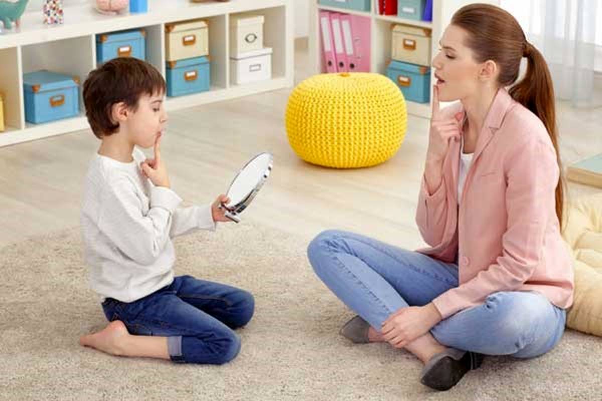 برای رفع مشکلات گفتار کودکان فقط به گفتاردرمان مراجعه کنید 

