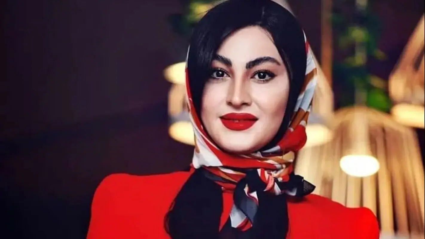 عکس دیدنی از 2 خانم بازیگر قد بلند ایرانی در کنار سوگل طهماسبی / مریم از بقیه بلندتر بود !