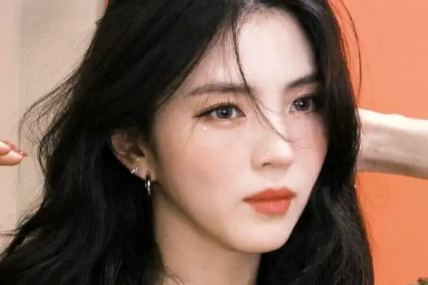 عکس های ستاره کره ای روی مجله ووگ غوغا کرد (تصاویر)