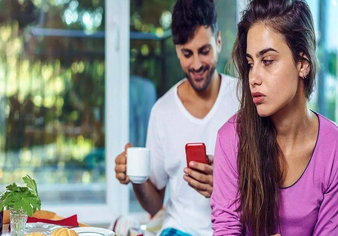 4 راهکار طلایی برای تبدیل شوهر رفیق باز به مرد زندگی!