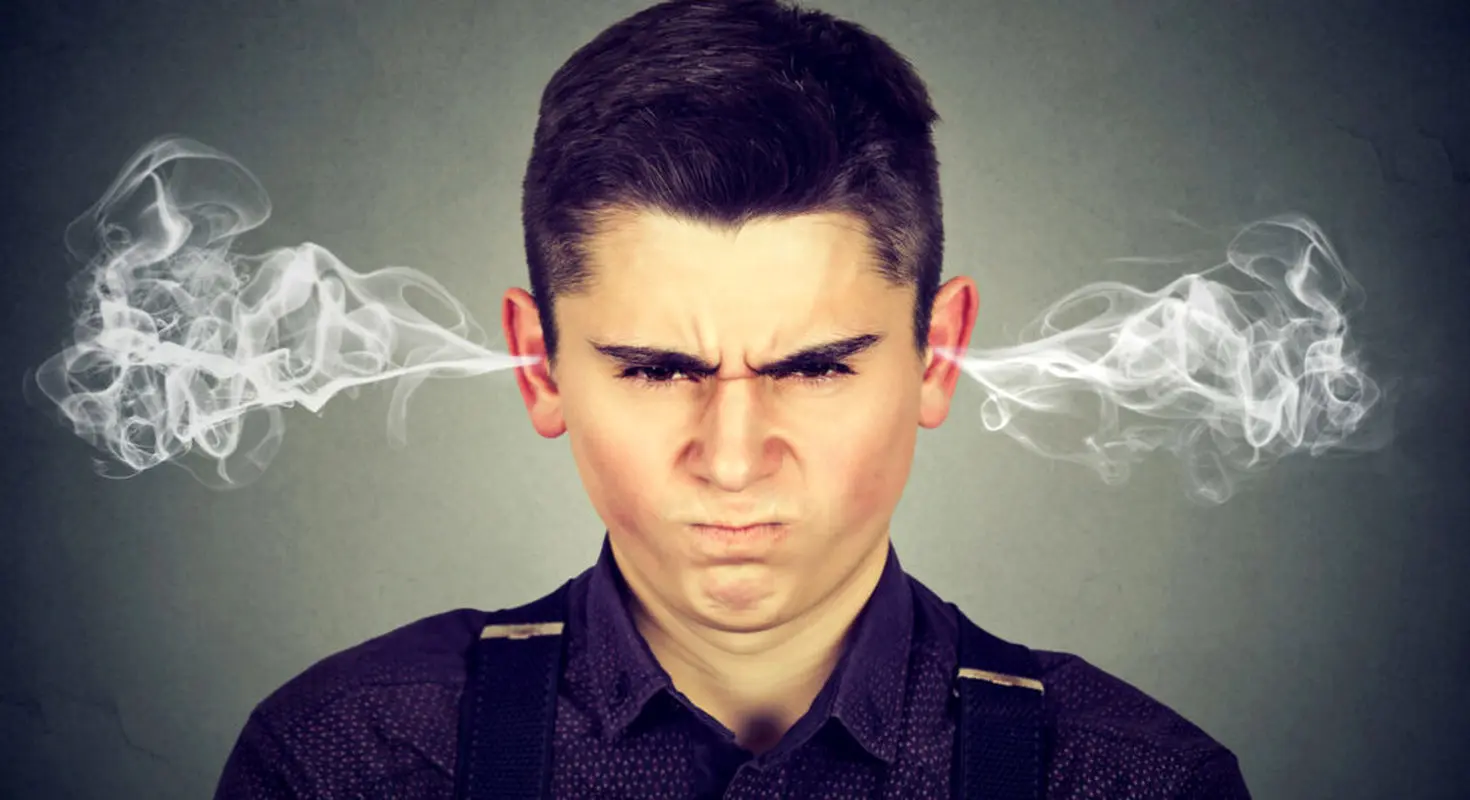 با نوجوان پرخاشگر چگونه رفتار کنیم؟ 