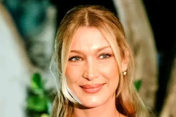 بلاتکلیف ترین استایلی که از بلا حدید تا به حال دیده اید! (عکس)