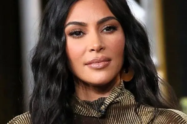 مدل موی جدید کیم کارداشیان، ترندی به شدت محبوب در سال 2025 (عکس) 