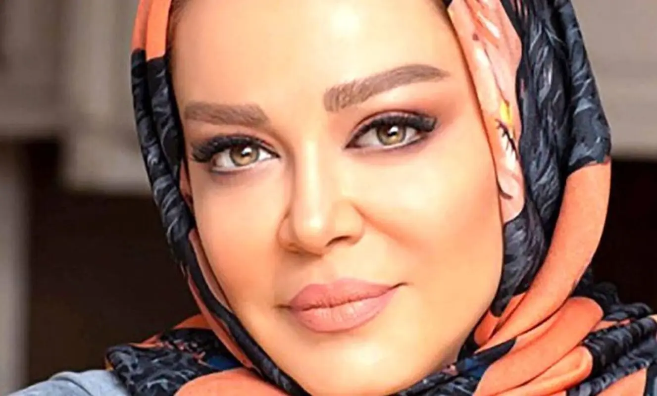 عکس لو رفته بهاره رهنما در مهمانی / استایل عجیب خانم بازیگر سوژه شد 