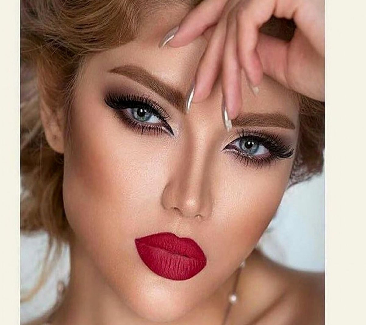 ترفند استفاده از رژگونه به جای سایه چشم/سه سوته آرایش کن