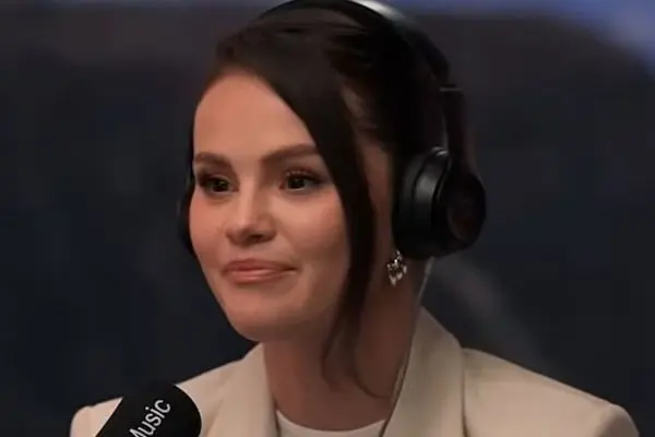 سلنا گومز و همسر باز هم رویت شدند / کار عجیب شوهر سلنا چه بود؟ (عکس)