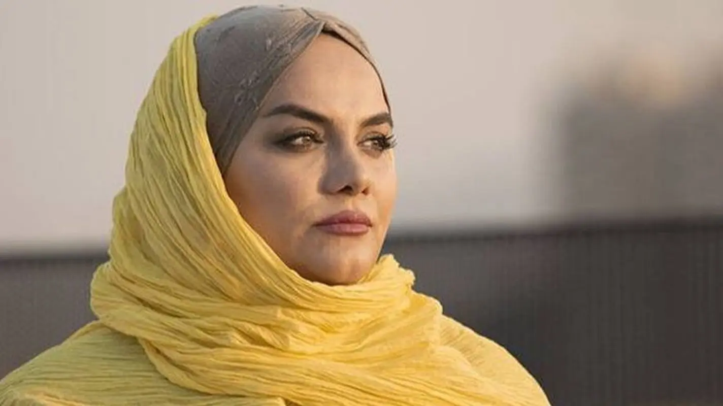 اختلاف سنی ۱۳ ساله نرگس آبیار با همسر خوش‌تیپش + عکس‌های بی‌نظیر زندگی مشترک