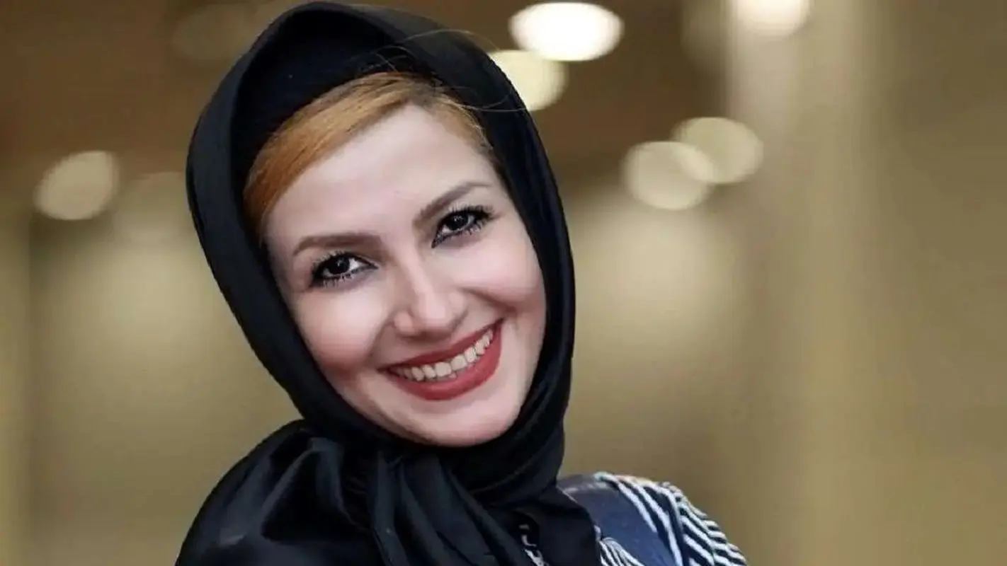 عصبانیت باورنکردنی خانم مجری ایرانی در اینستاگرام / کم مانده بود در استوری فحش بده+ عکس