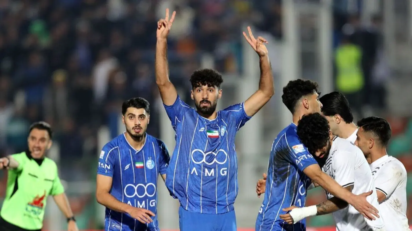 حملات شدید به جواد خیابانی تمامی ندارد / تو که بلدی حرف بزنی از دغدغه مردم بگو!