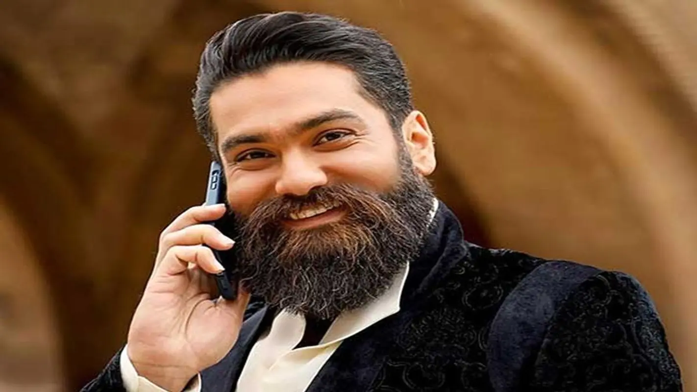 چرا علی زند وکیلی ازدواج نمیکند؟