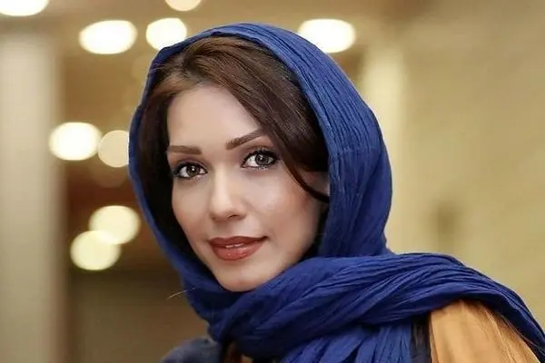 ژست هنری شهرزاد کمال زاده در خانهای تاریخی + عکس