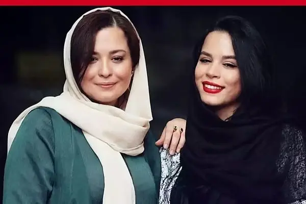 عکس دیدنی کودکی های مهرآوه در آغوش مادر / نوستالژی 40 سال پیش 