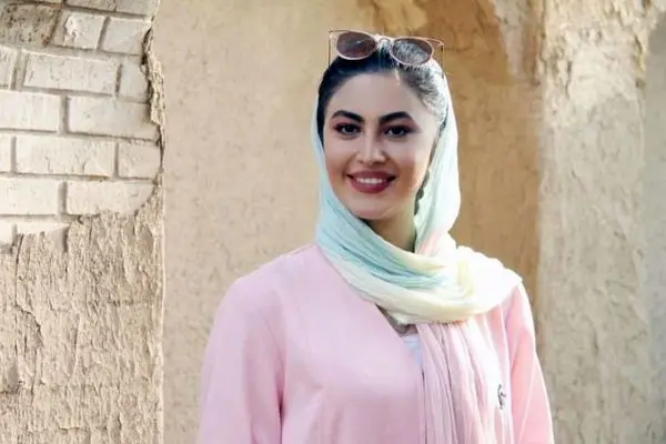 سیر تا پیاز بیوگرافی مریم مومن؛ از عکسهای خانوادگی تا حرفه بازیگری